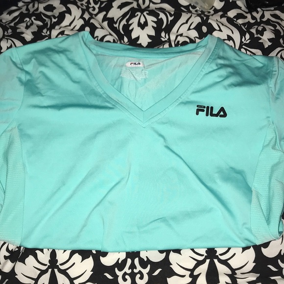 Fila v-neck athletic shirt - Picture 1 of 3